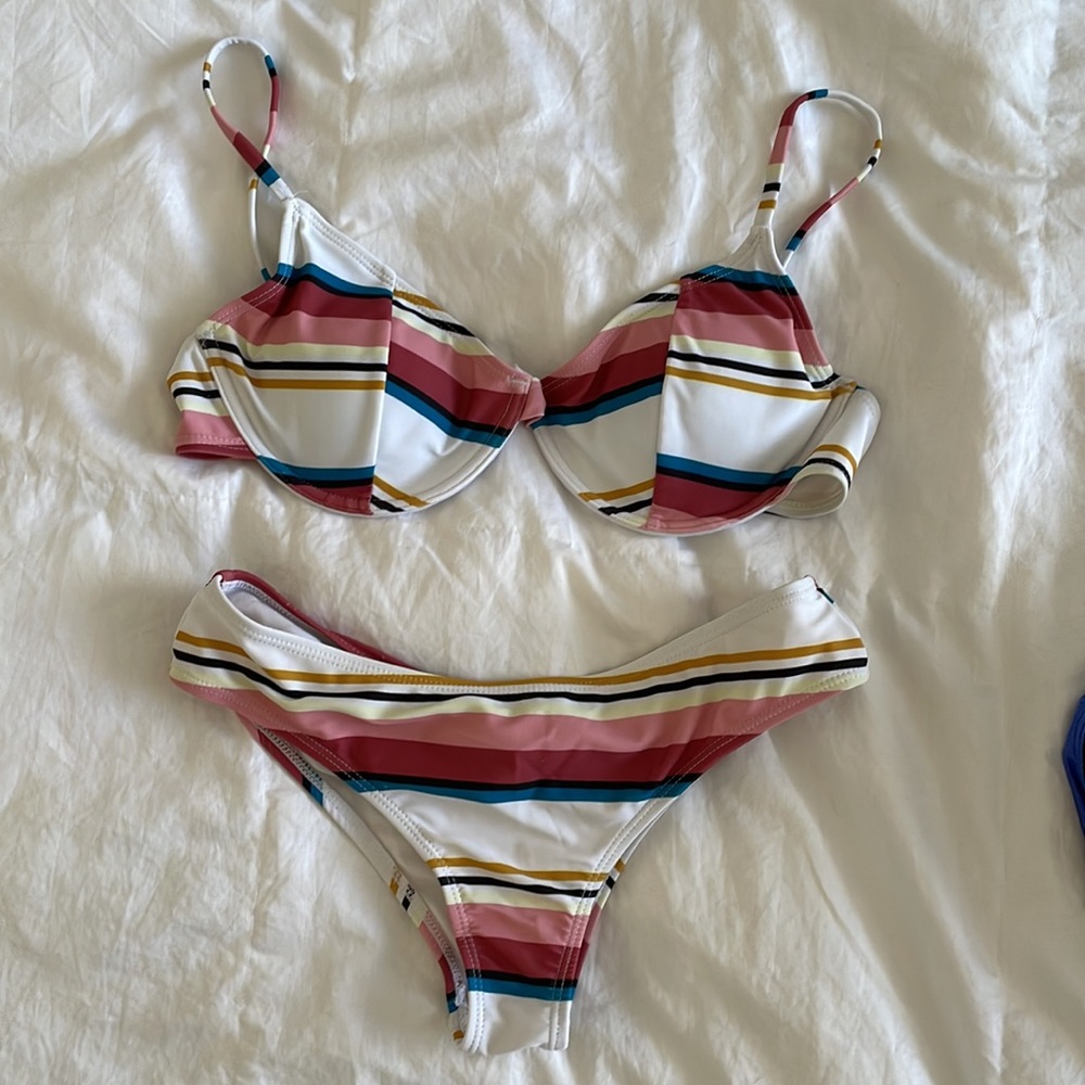 Cupshe Swim Suit